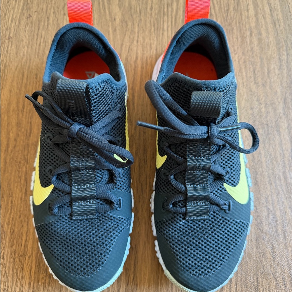 Nike Metcon Women’s Training Shoes - Picture 4 of 10